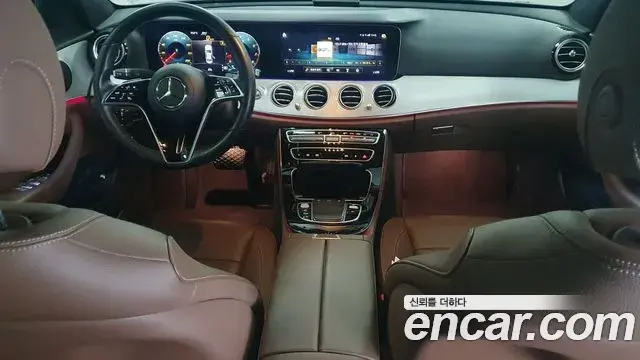 Mercedes-Benz E-Class 2020 — Şəkil 15/17