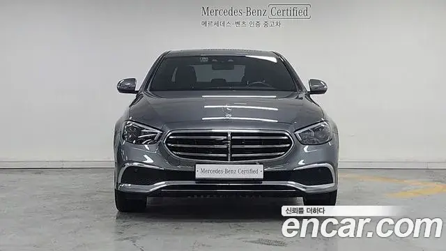 Mercedes-Benz E-Class 2020 — Photo 20/20