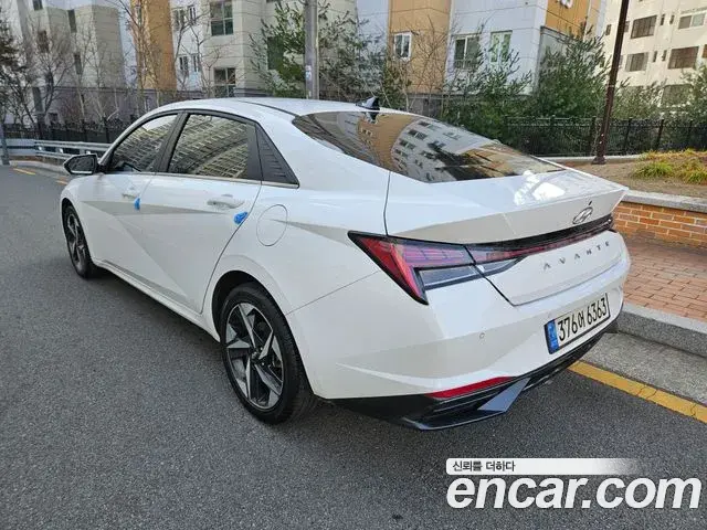Hyundai The New Avante Hybrid 2022 — ფოტო 3/20
