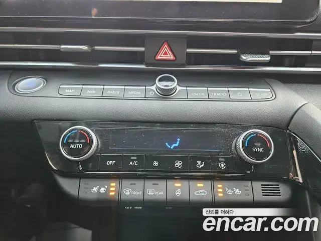 Hyundai The New Avante Hybrid 2022 — ფოტო 13/20