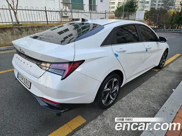 Hyundai The New Avante Hybrid 2022 — ფოტო 1/20
