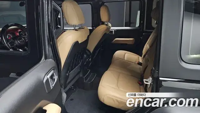 Jeep Wrangler 2020 — Photo 7/20