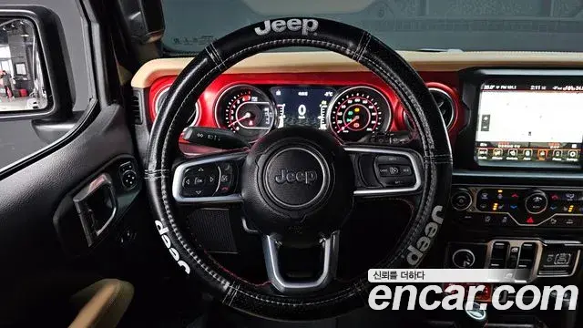 Jeep Wrangler 2020 — Photo 13/20