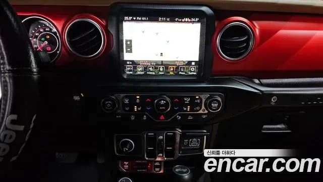 Jeep Wrangler 2020 — Photo 9/20