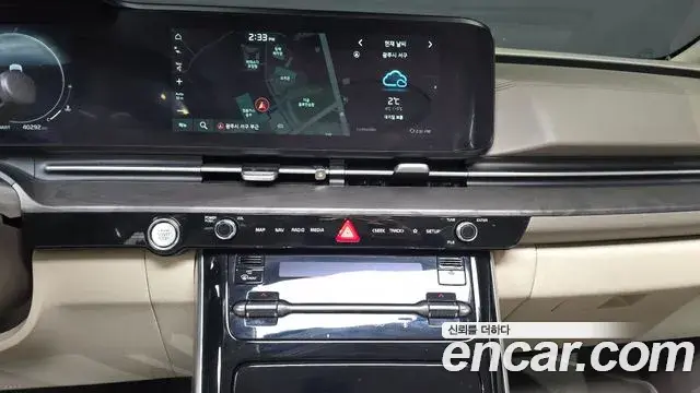 Kia Carnival 2023 — Фото 14/20