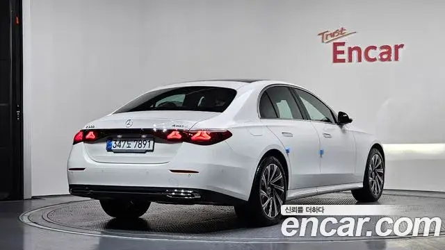 Mercedes-Benz E-Class 2025 — Şəkil 1/20