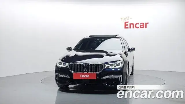 BMW 7 Series 2018 — Photo 7/20