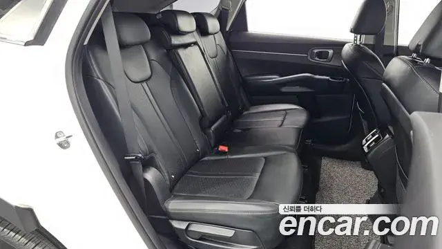 Kia Sorento 2021 — Фото 12/20