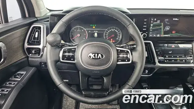 Kia Sorento 2021 — Фото 14/20