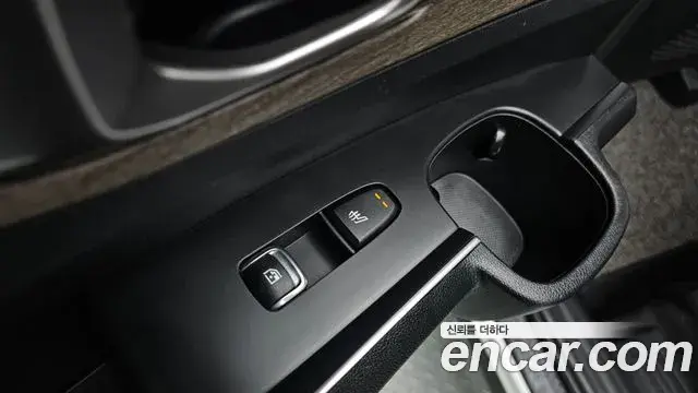 Kia Sorento 2021 — Фото 19/20