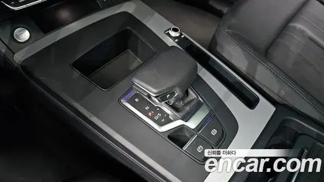 Audi Q5 2024 — ფოტო 2/20