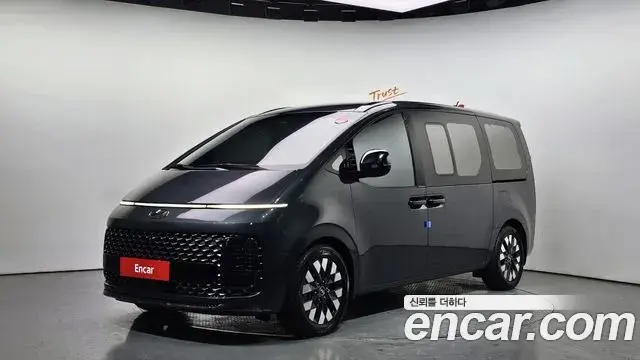 Hyundai Staria 2021 — ფოტო 12/20