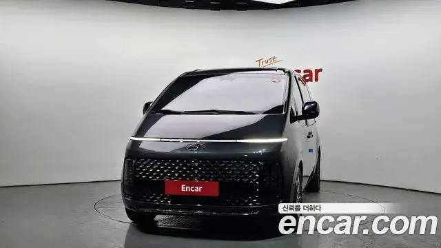 Hyundai Staria 2021 — ფოტო 5/20