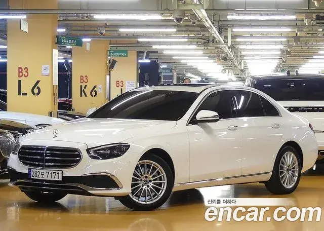 Mercedes-Benz E-Class 2023 — Şəkil 3/20