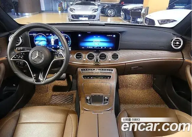 Mercedes-Benz E-Class 2023 — Şəkil 7/20