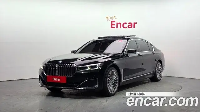 BMW 7 Series 2021 — ფოტო 8/20