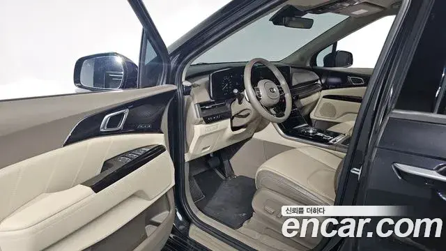 Kia Carnival 2021 — Фото 10/20