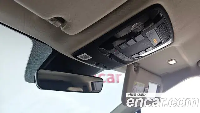 Kia Carnival 2021 — Фото 17/20