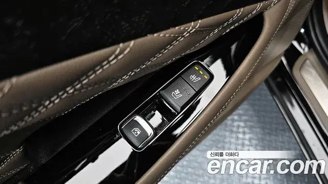 Kia K8 2023 — ფოტო 7/20