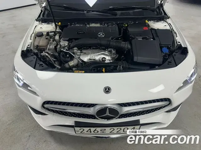 Mercedes-Benz CLA-Class 2023 — Фото 5/17
