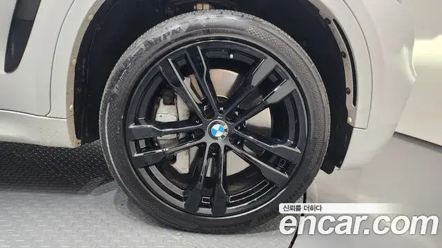 BMW X6 2018 — Şəkil 6/20