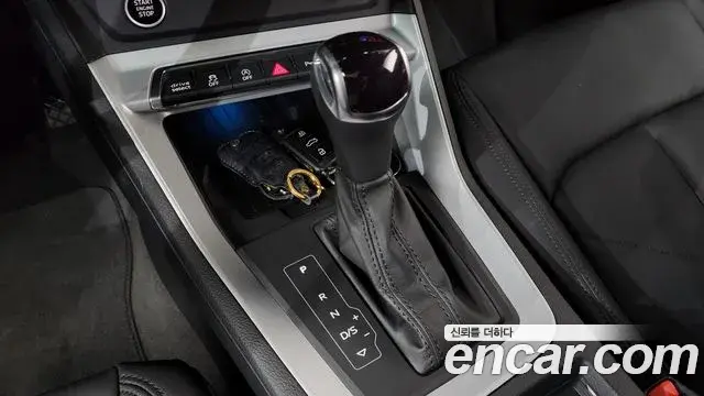 Audi Q3 2024 — ფოტო 18/20