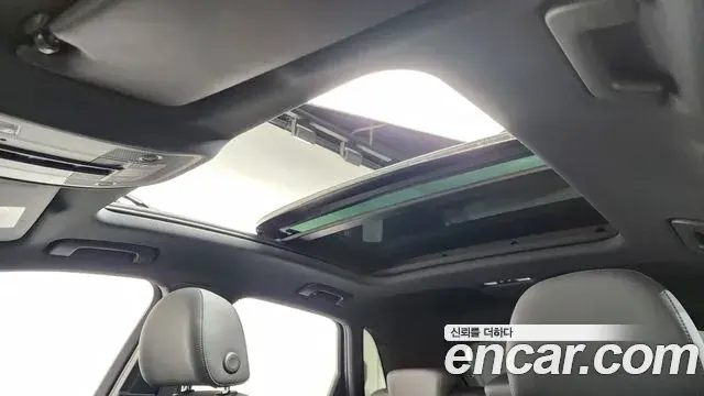 Audi Q3 2024 — ფოტო 15/20