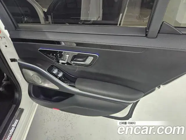 Mercedes-Benz S-Class 2022 — Фото 18/20