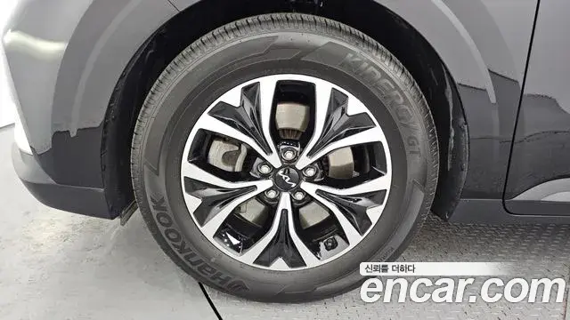 Kia Carnival 2023 — Фото 5/20