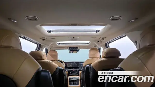 Kia Carnival 2020 — Фото 20/20