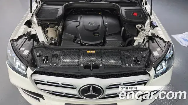 Mercedes-Benz GLS-Class 2022 — Photo 2/20