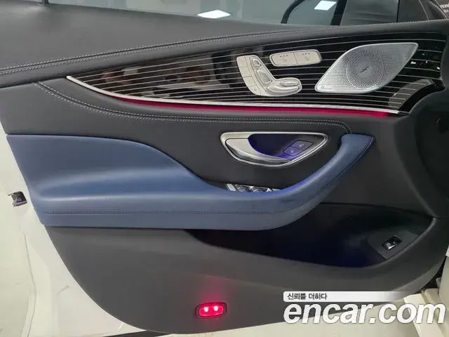 Mercedes-Benz CLS-Class 2022 — Photo 10/17