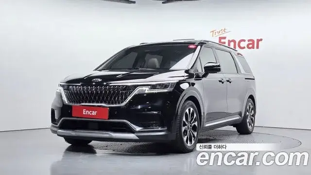 Kia Carnival 2021 — Фото 1/20