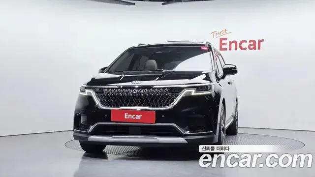 Kia Carnival 2021 — Фото 3/20