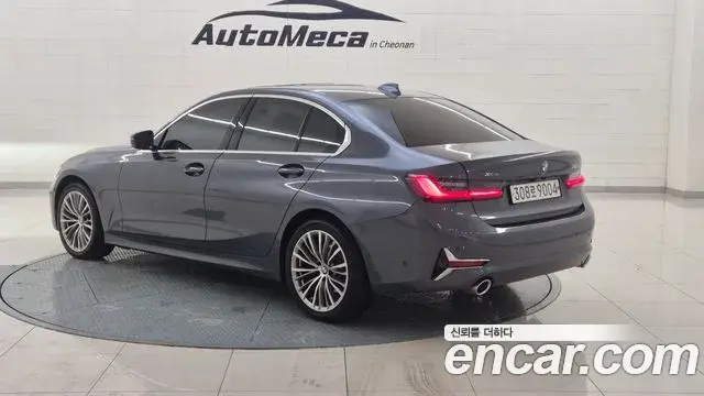 BMW 3 Series 2019 — Photo 1/20