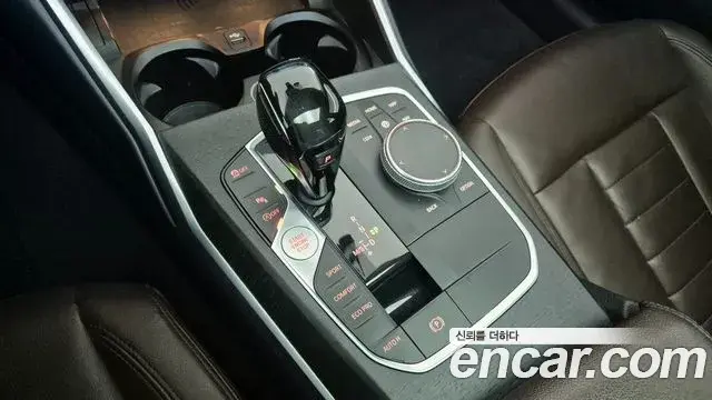 BMW 3 Series 2019 — Photo 11/20