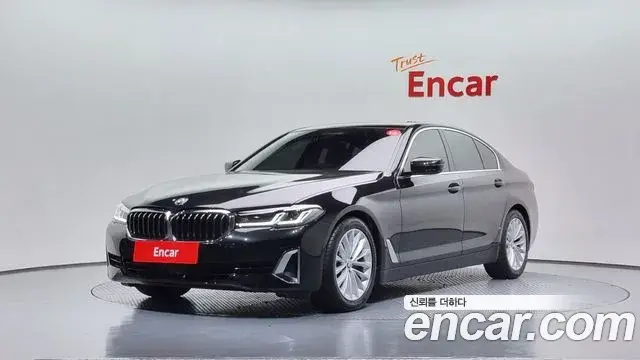 BMW 5 Series 2023 — Фото 1/20