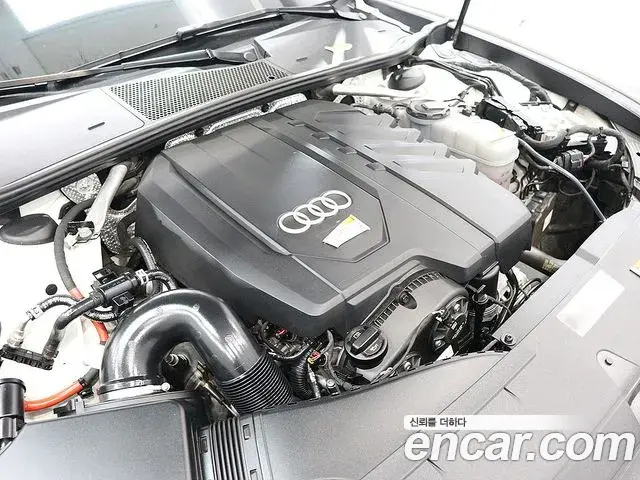 Audi A6 2021 — ფოტო 8/20