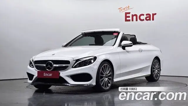 Mercedes-Benz C-Class 2018 — ფოტო 1/20