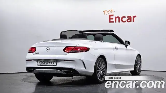 Mercedes-Benz C-Class 2018 — ფოტო 13/20