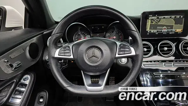 Mercedes-Benz C-Class 2018 — ფოტო 7/20