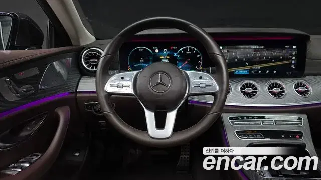 Mercedes-Benz CLS-Class 2021 — Photo 9/20