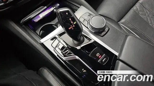 BMW 5 Series 2023 — ფოტო 5/20