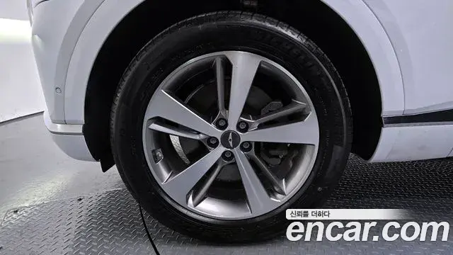 Genesis GV80 2021 — ფოტო 4/20
