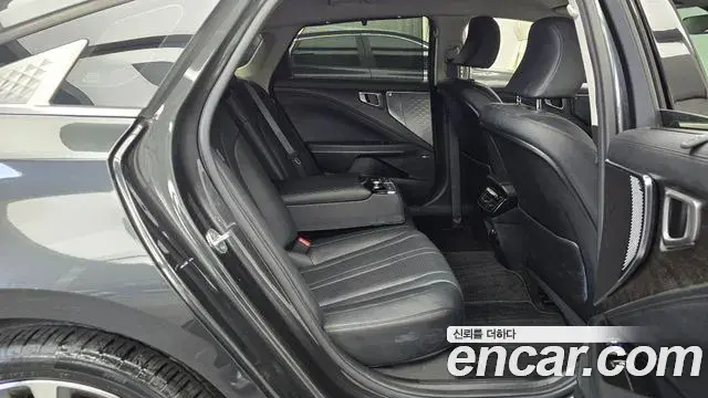 Kia K8 2021 — Photo 12/20