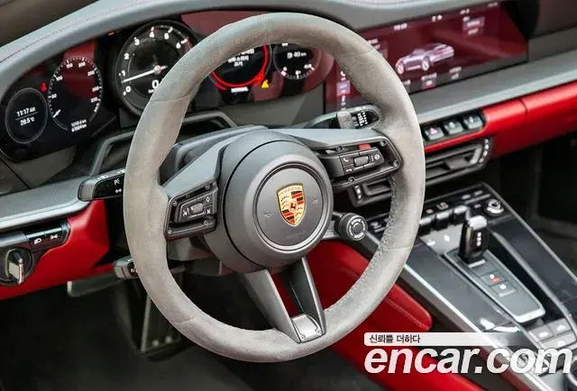 Porsche 911 2020 — Photo 12/20
