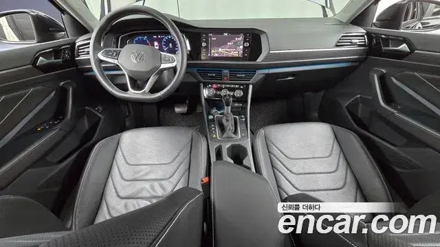 Volkswagen Jetta 2024 — ფოტო 2/20