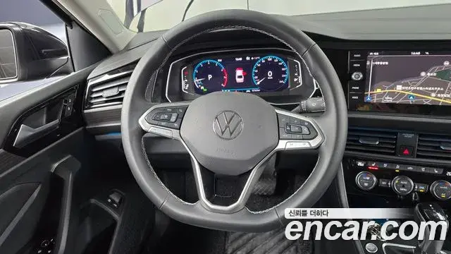 Volkswagen Jetta 2024 — ფოტო 13/20
