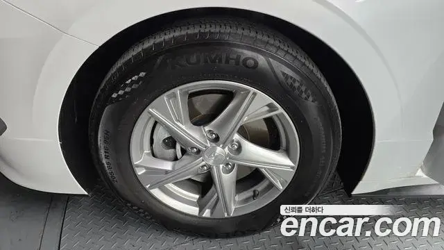 Hyundai Sonata 2020 — Фото 5/20