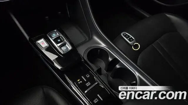 Hyundai Sonata Hybrid 2021 — ფოტო 2/20